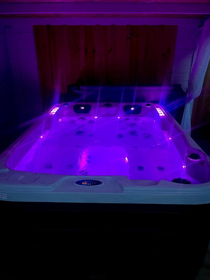 Maison A Biscarrosse Avec Piscine Et Jacuzzi Esterno foto